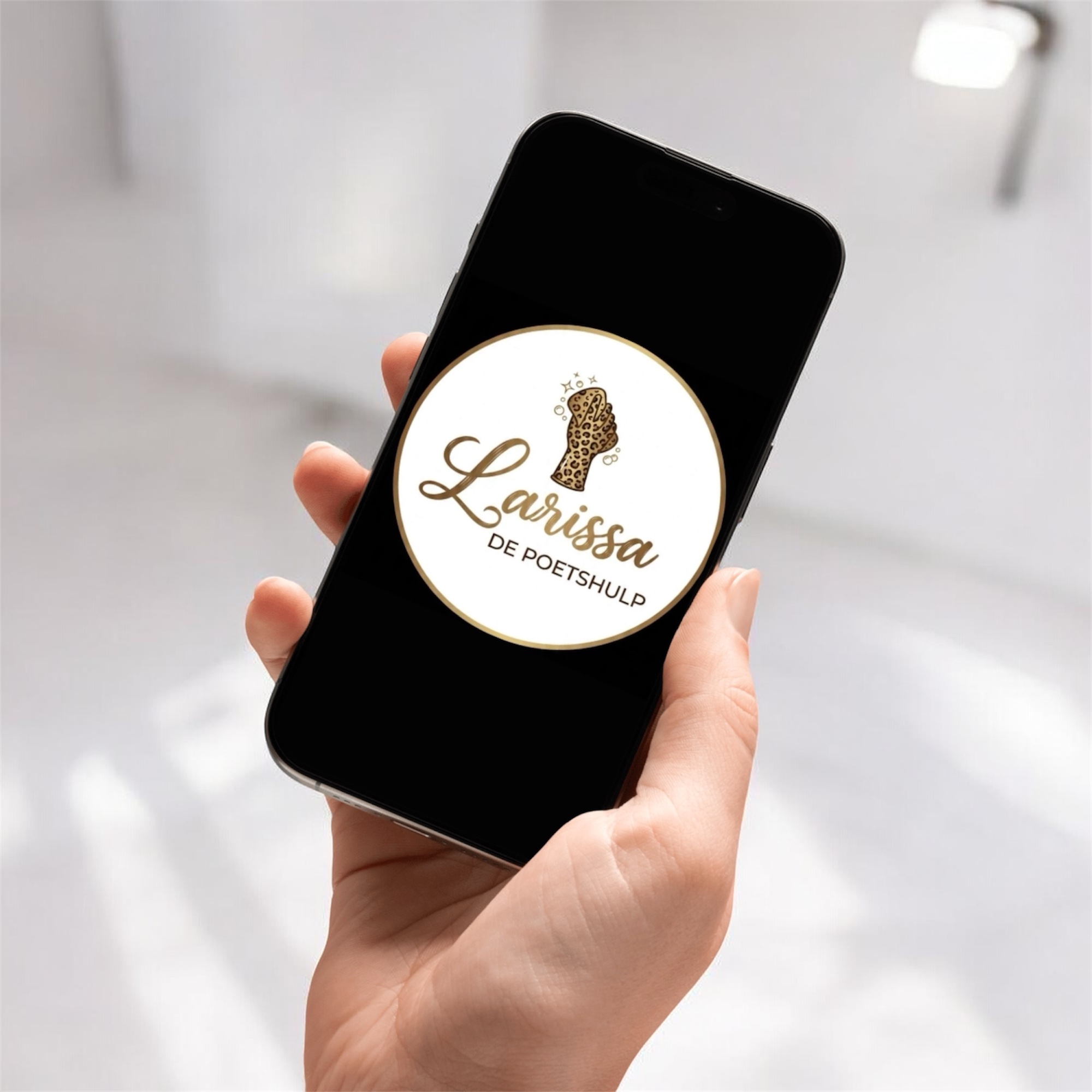 Larissa de poetshulp